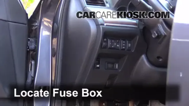 2008 Infiniti M35 X 3.5L V6 Fusible (intérieur) Contrôle